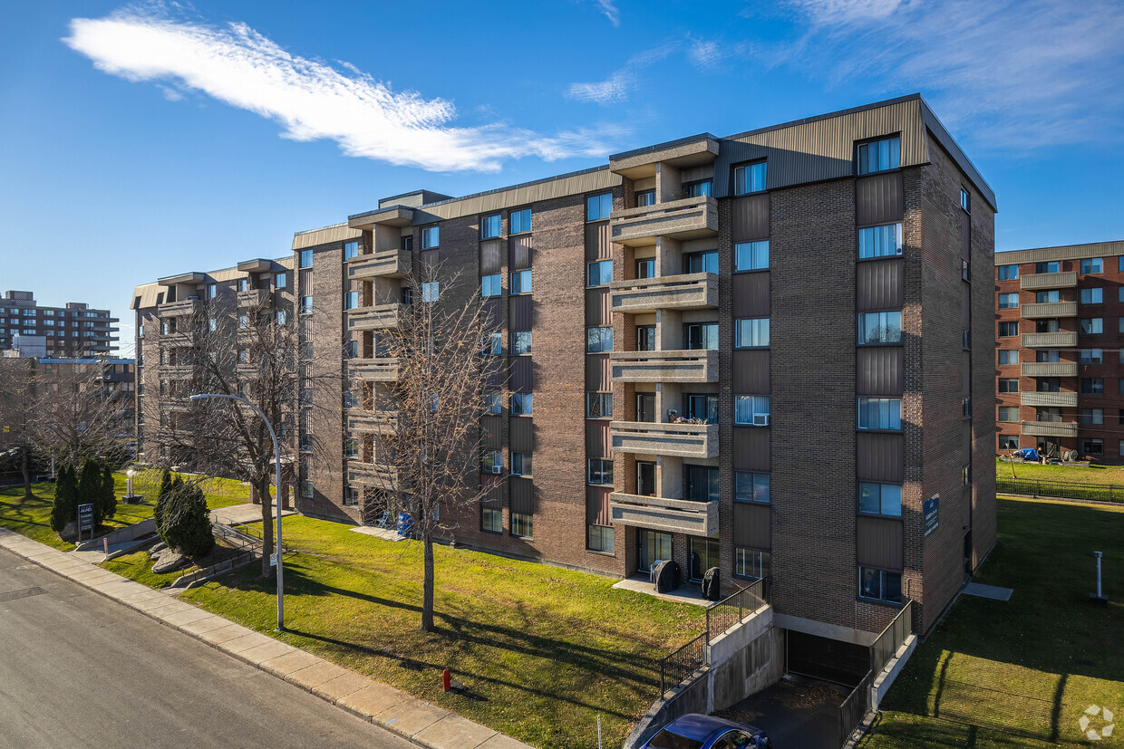 Building Photo - 2705 Modugno