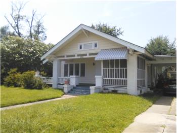 Primary Photo - 201 Roselawn Ave
