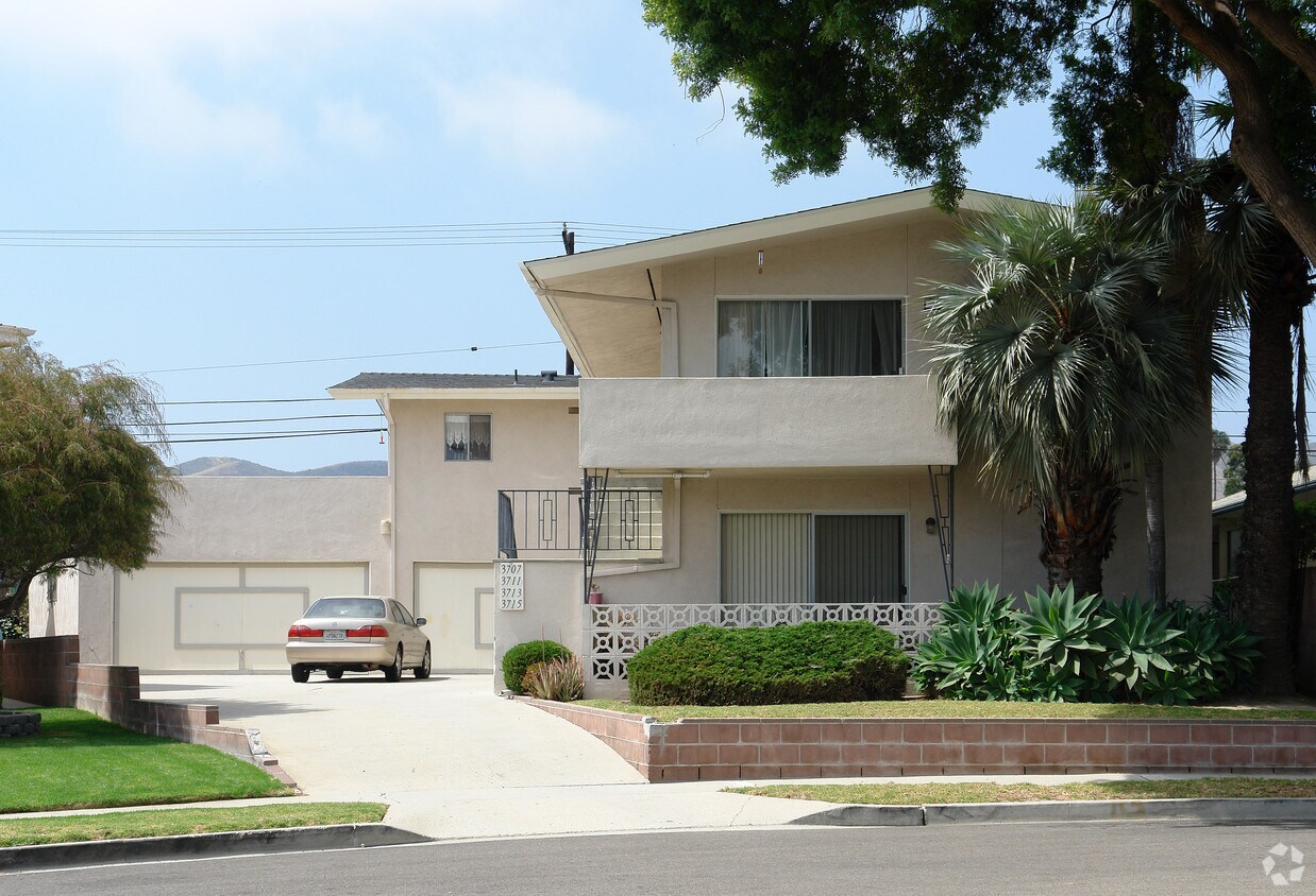 Foto principal - 3707-3715 Birch St