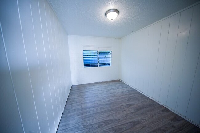 Building Photo - 67-206 Kuhi St