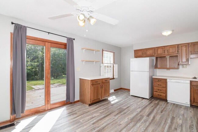 Foto del edificio - 614 Park Ridge Dr