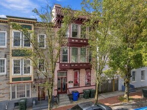 Building Photo - 121 E Franklin St