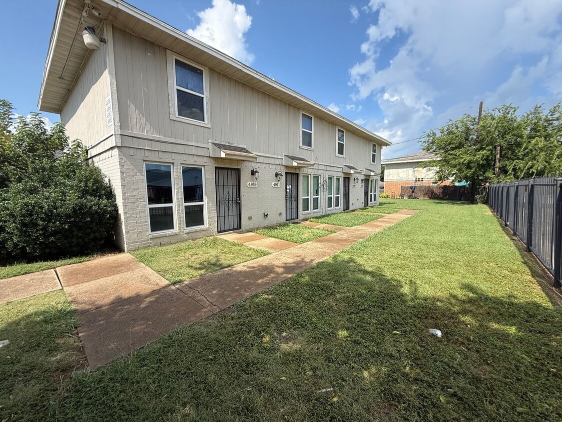 4959-4965 Miller Ave - 4959-4965 Miller Ave