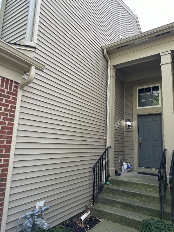 Building Photo - 1527 Yellowstone Dr