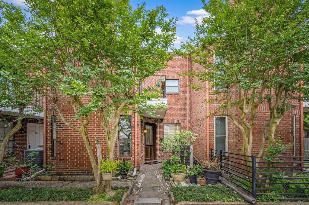 Foto principal - 2728 W Holcombe Blvd