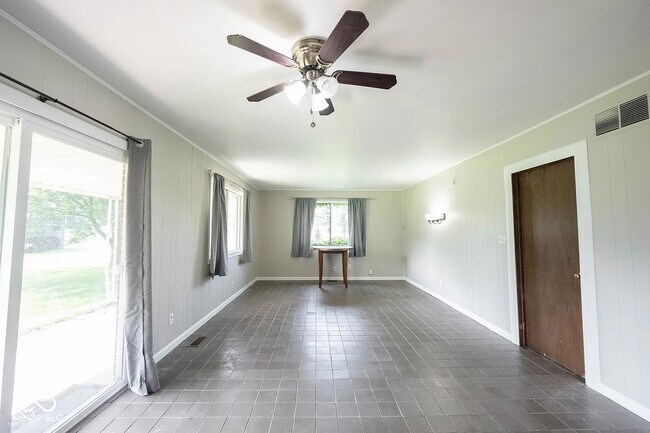 Foto del edificio - 13907 E 117th St