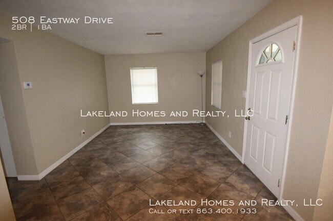 Foto del edificio - 508 Eastway Drive