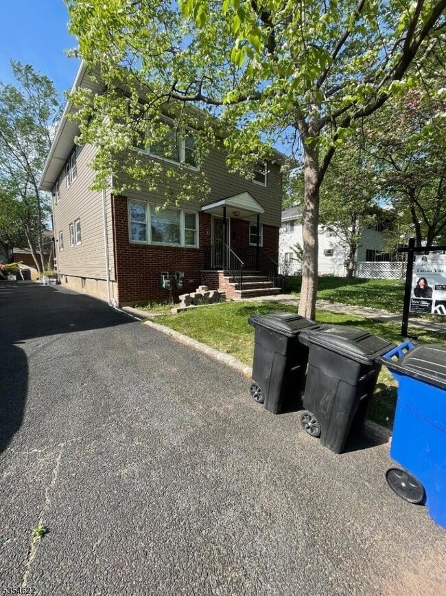 Foto del edificio - 331 Boxwood Ct