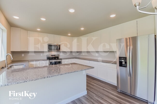 Foto del edificio - 10393 Luneth Dr