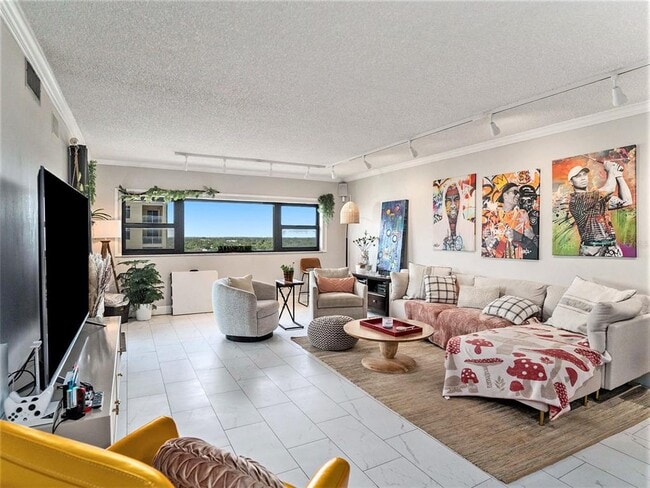 Building Photo - 4141 Bayshore Blvd