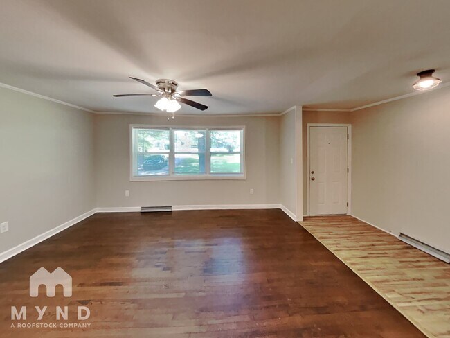 Building Photo - 4202 Grissom St