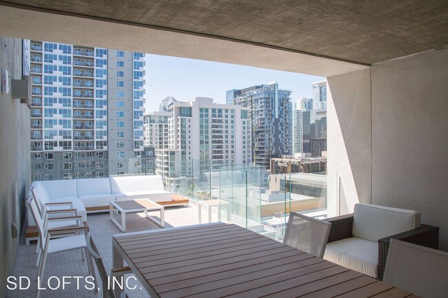 Foto del edificio - 320 W Cedar St