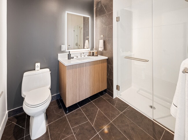 Building Photo - One Clinton Park