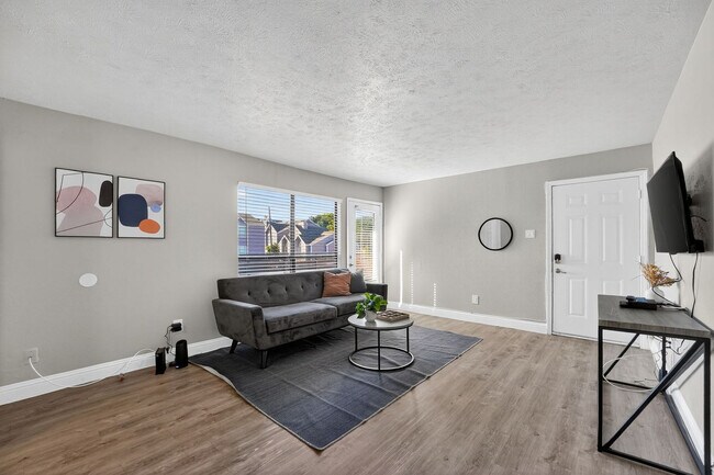 Building Photo - 9763 Audelia Rd
