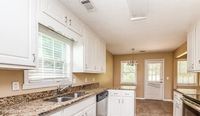 Building Photo - 560 Allens Landing Ct