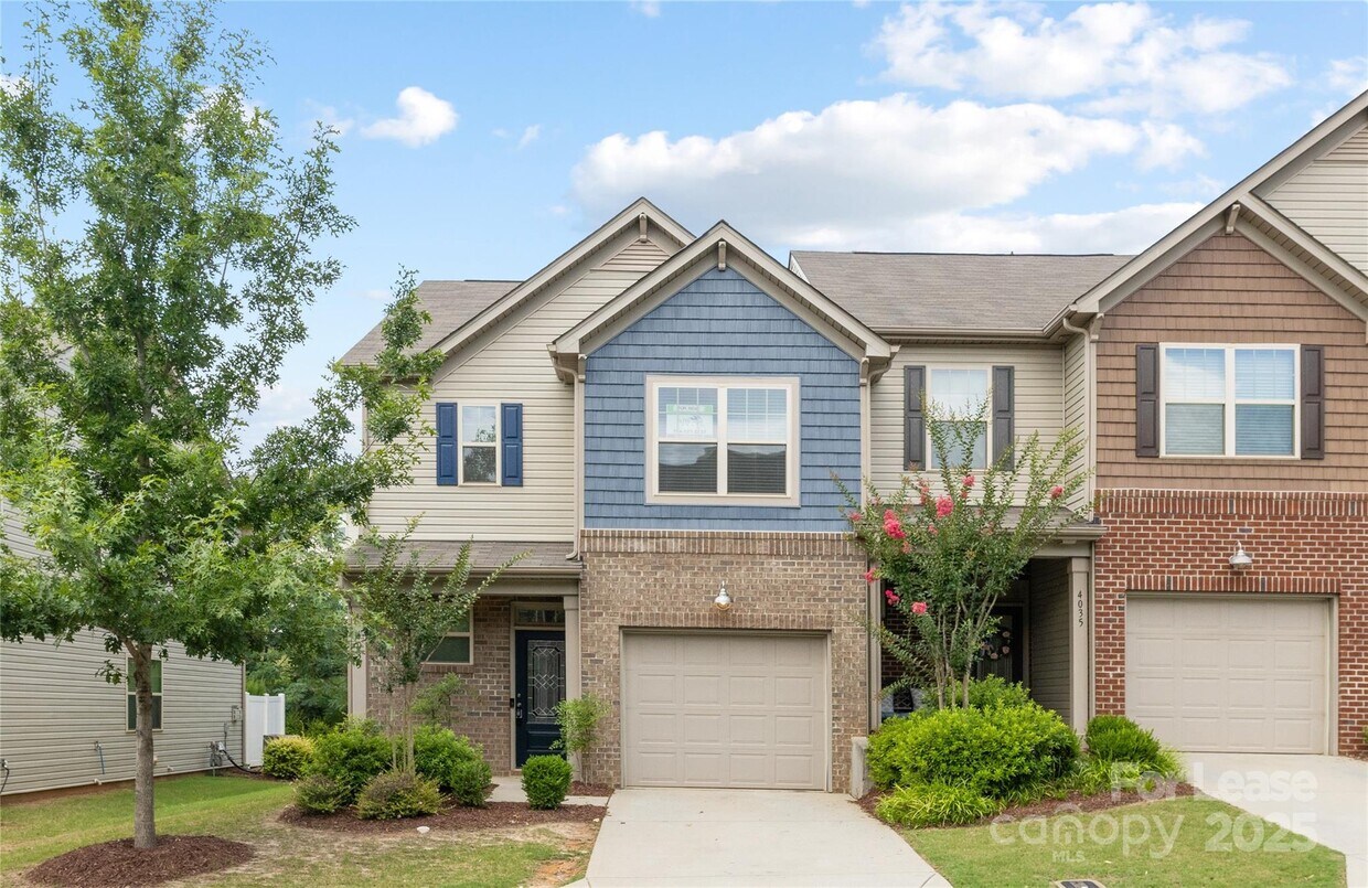 Foto principal - 4033 Black Walnut Wy