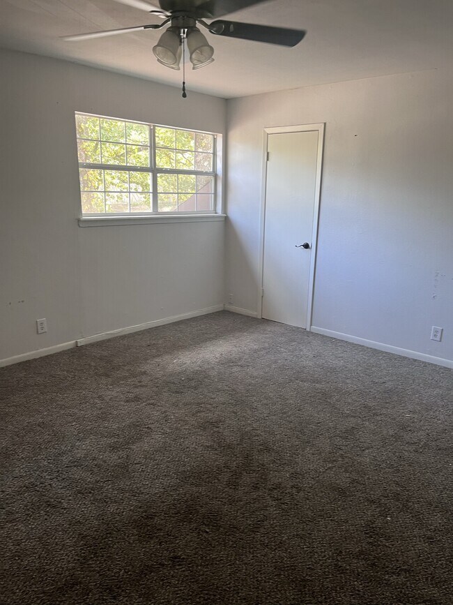 Foto del edificio - Aberdeen Duplex