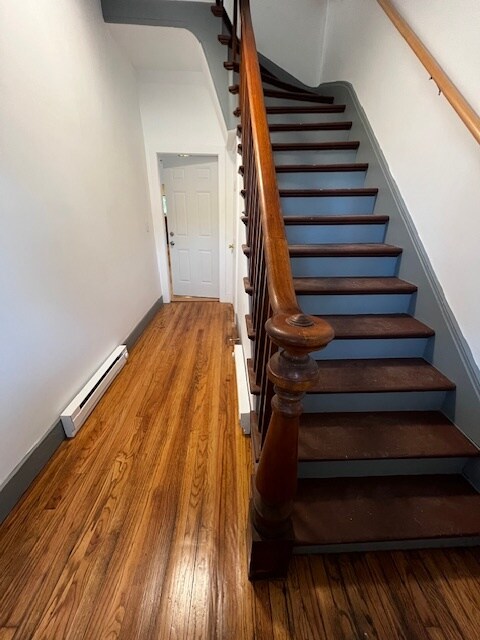 Entryway - 25 Church St