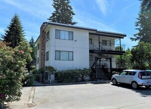 Building Photo - 15610 9th Ave SW