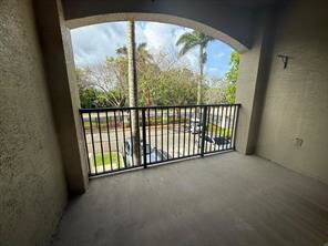 Foto del edificio - 5871 W Sample Rd