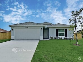 Building Photo - 3733 SW Hulska St