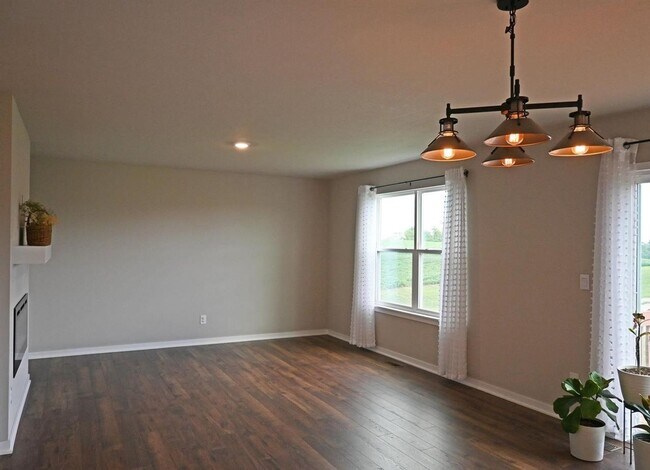 Foto del edificio - Spacious Elegance Meets Modern Comfort In ...