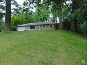 Building Photo - 5333 Bluffton Rd