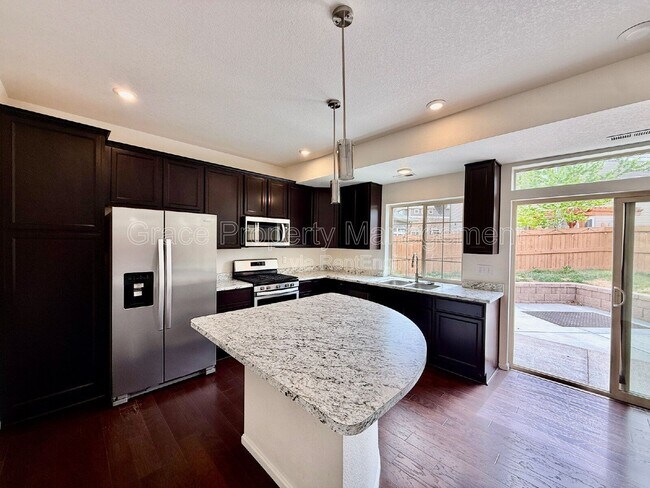 Foto del edificio - 10569 Waco St