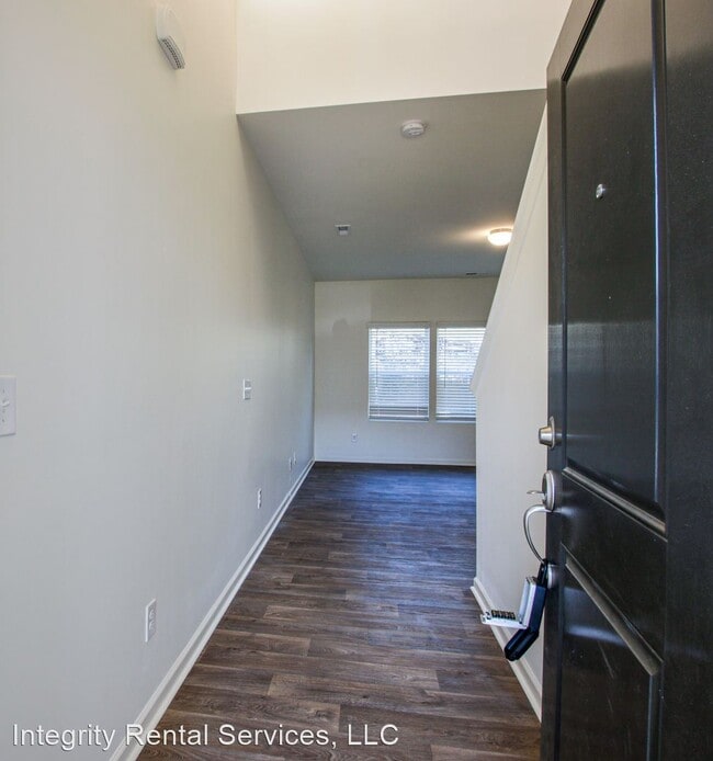 Building Photo - 3 br, 2.5 bath House - 14136 Clayborn St