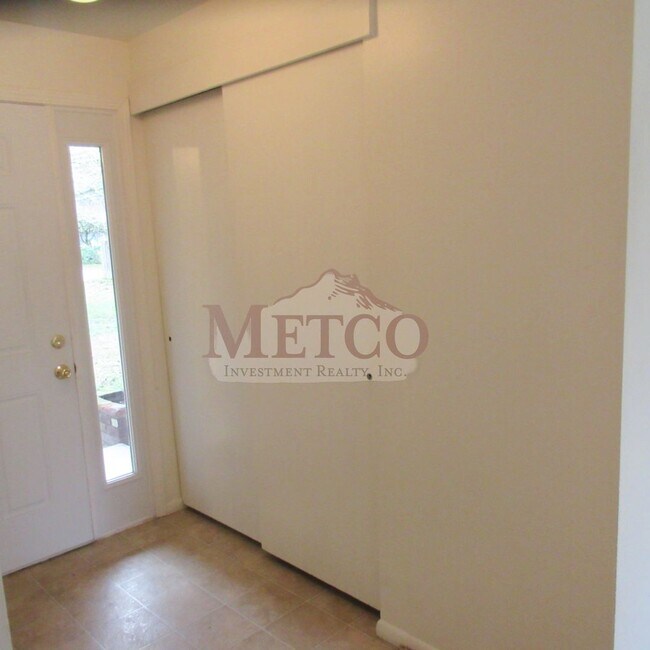 Building Photo - Nice 3 bedroom home in south Eugene