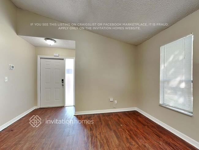 Building Photo - 2431 SW 87th Terrace