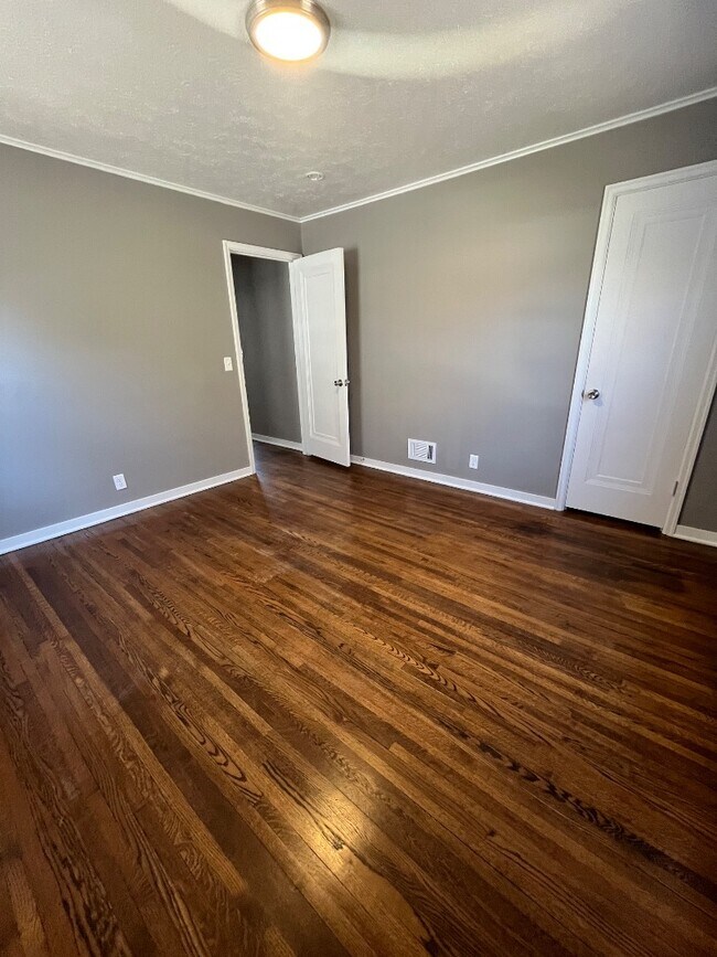 Foto del edificio - 5140 Evans St