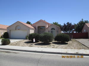 Primary Photo - 1408 Sweetgum Ave