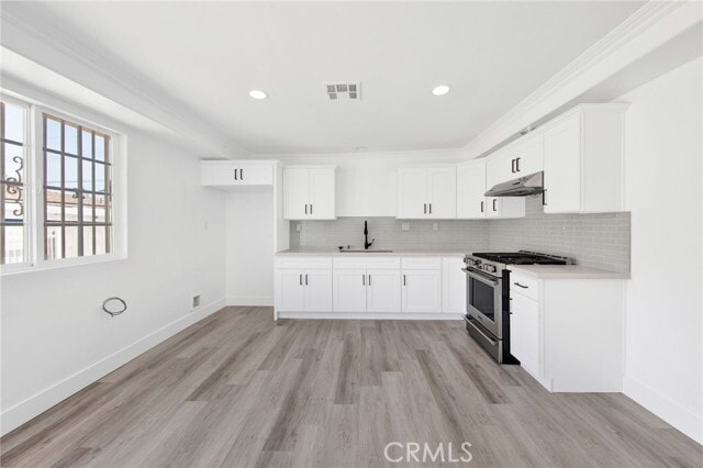 Foto del edificio - 8127 Emerson Pl