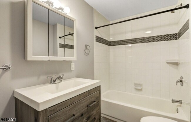Foto del edificio - 56 Hance St