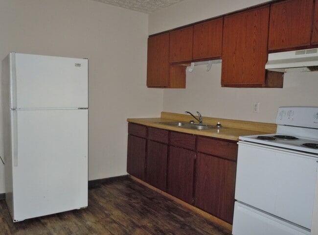 Building Photo - 115 Maryknoll Dr