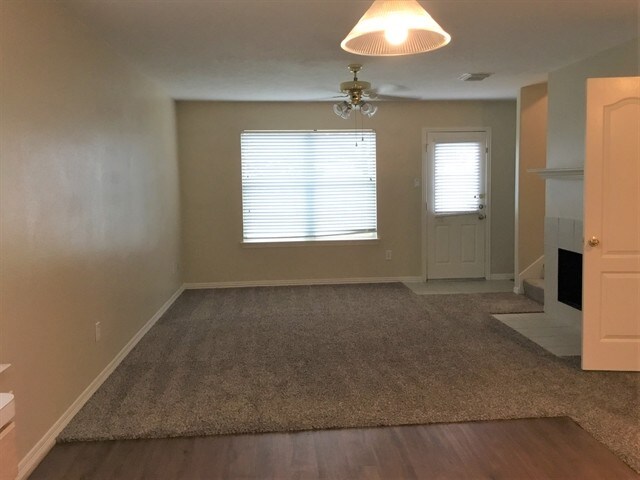 Foto del edificio - 21731 Manor Court Drive