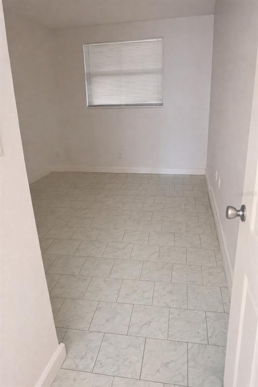 Foto del edificio - 5622 River Rd