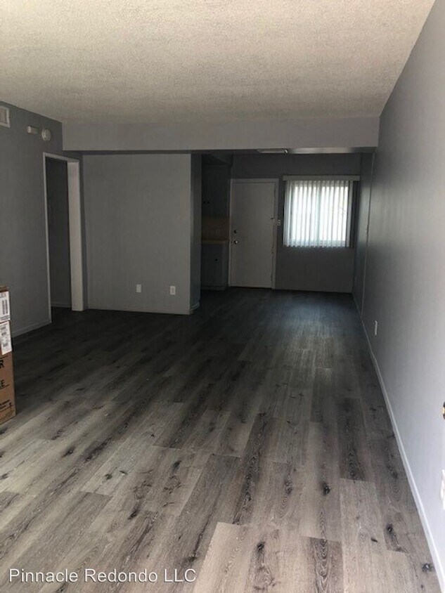 Foto principal - 515 S Grevillea Ave