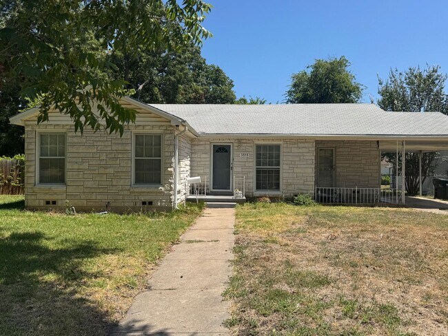 Foto del edificio - 3515 E Brookview Dr