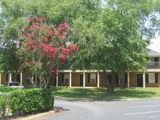 Riverbank Commons - Riverbank Commons