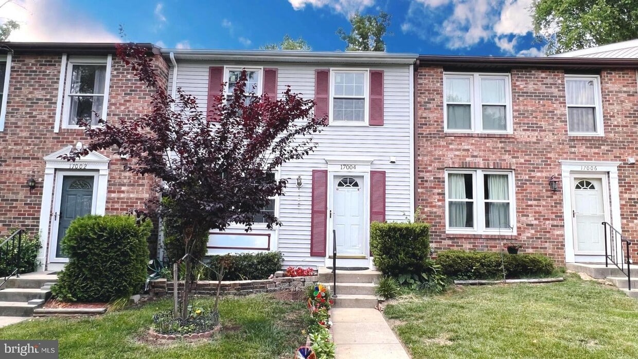 17004 Moss Side Ln, Olney, MD 20832 Townhome Rentals in Olney MD