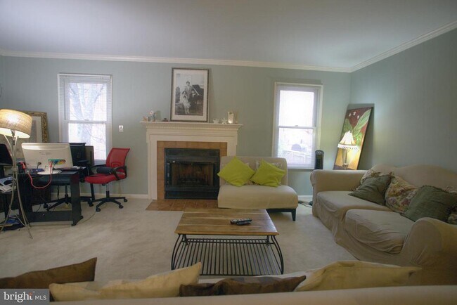 Building Photo - 10150 Turnberry Pl