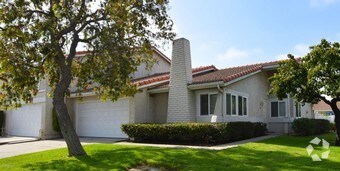 Foto principal - 1300 Gina Dr