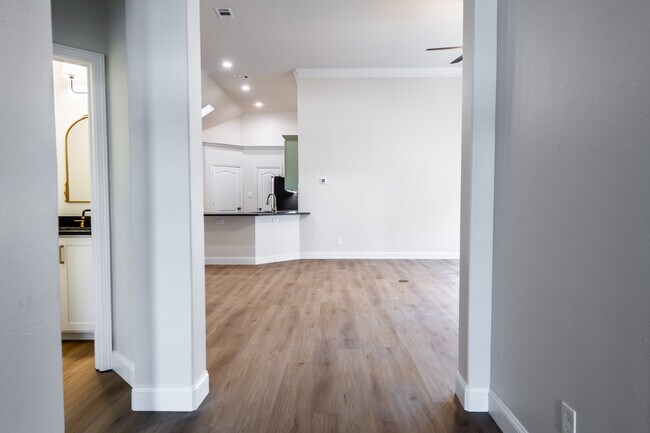 Foto del edificio - 1814 Morning Glory