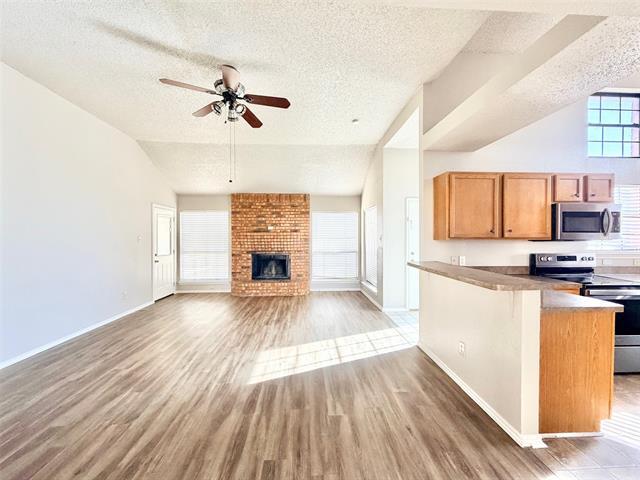 Foto del edificio - 3101 Hillcrest Dr