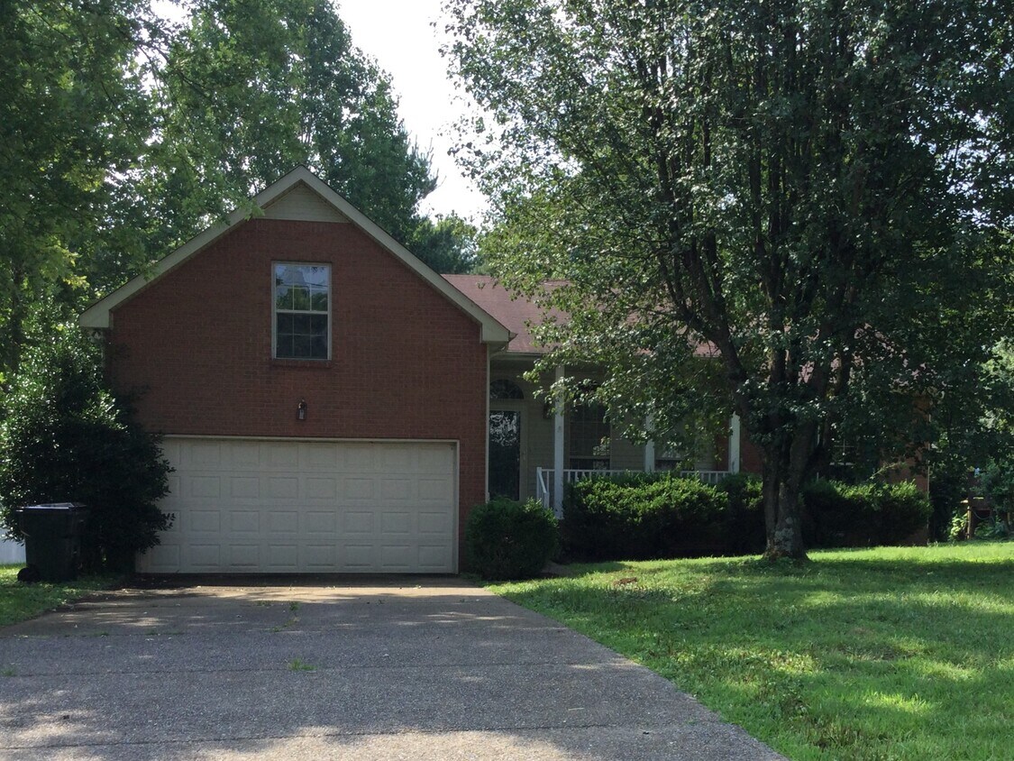 639 Bradford Drive House Rental in Gallatin, TN