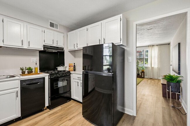 Building Photo - Brickline Apartments