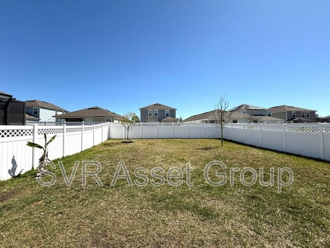 Foto del edificio - 152 Creekmore Dr