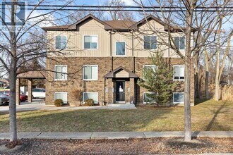 Building Photo - 5929 NEWMAN 2